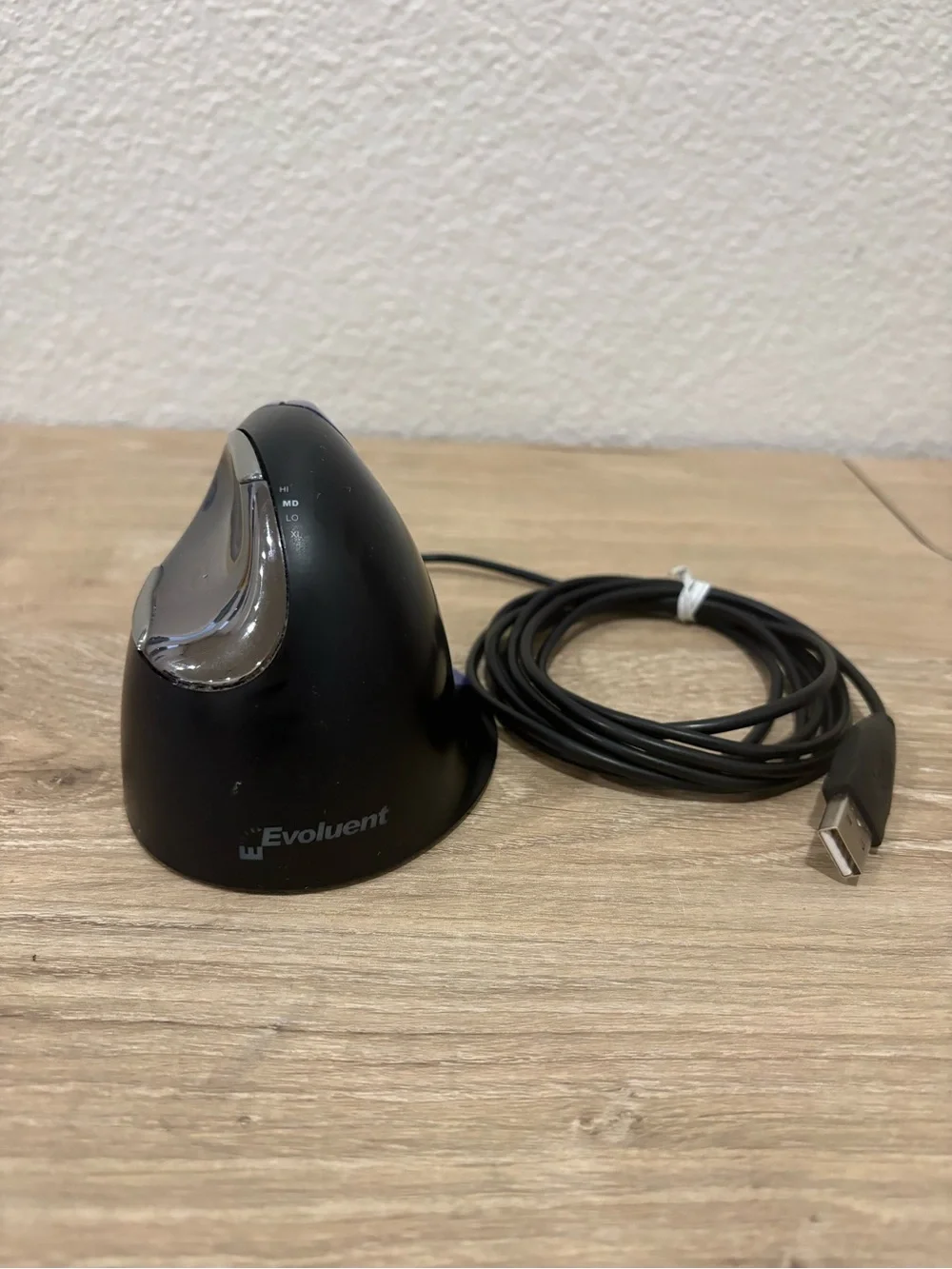 Evoluent VM4S Vertical Mouse Purple 4 Wired USB Small Ergonomic - Right Hand